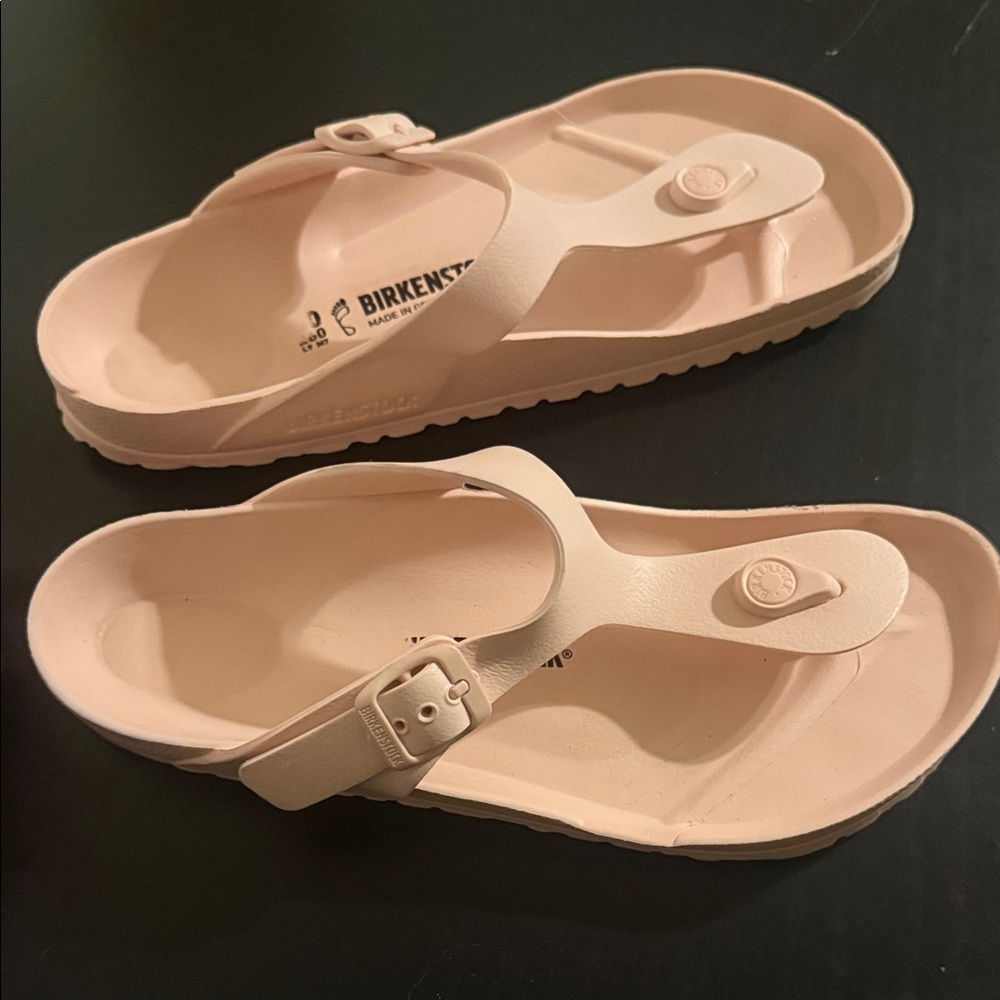 Birkenstock Blush Pink Toe Loop Sandals L9 M7